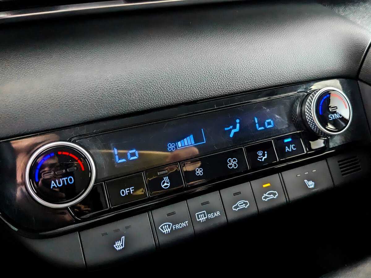 Купить Hyundai Elantra с пробегом. Фото: #18