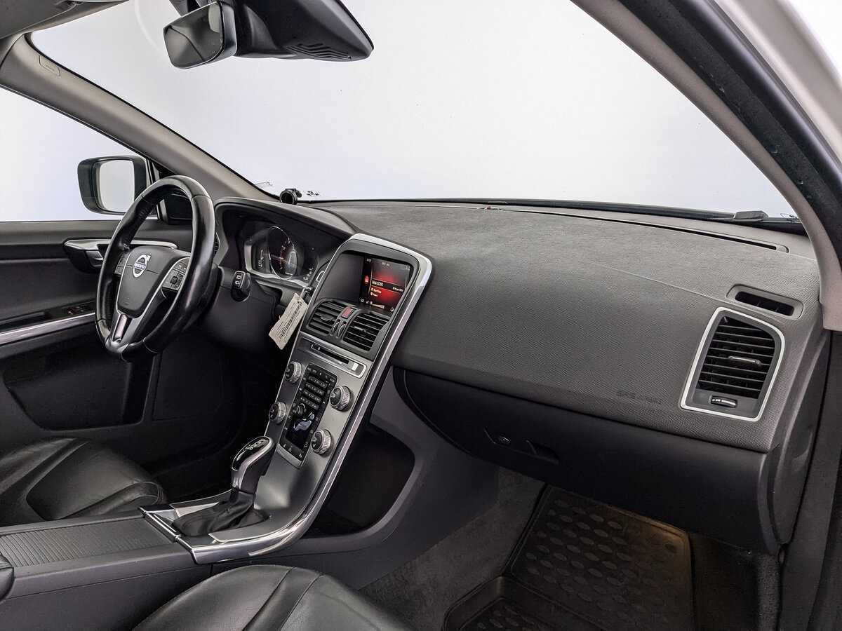 Купить Volvo XC60 с пробегом. Фото: #8