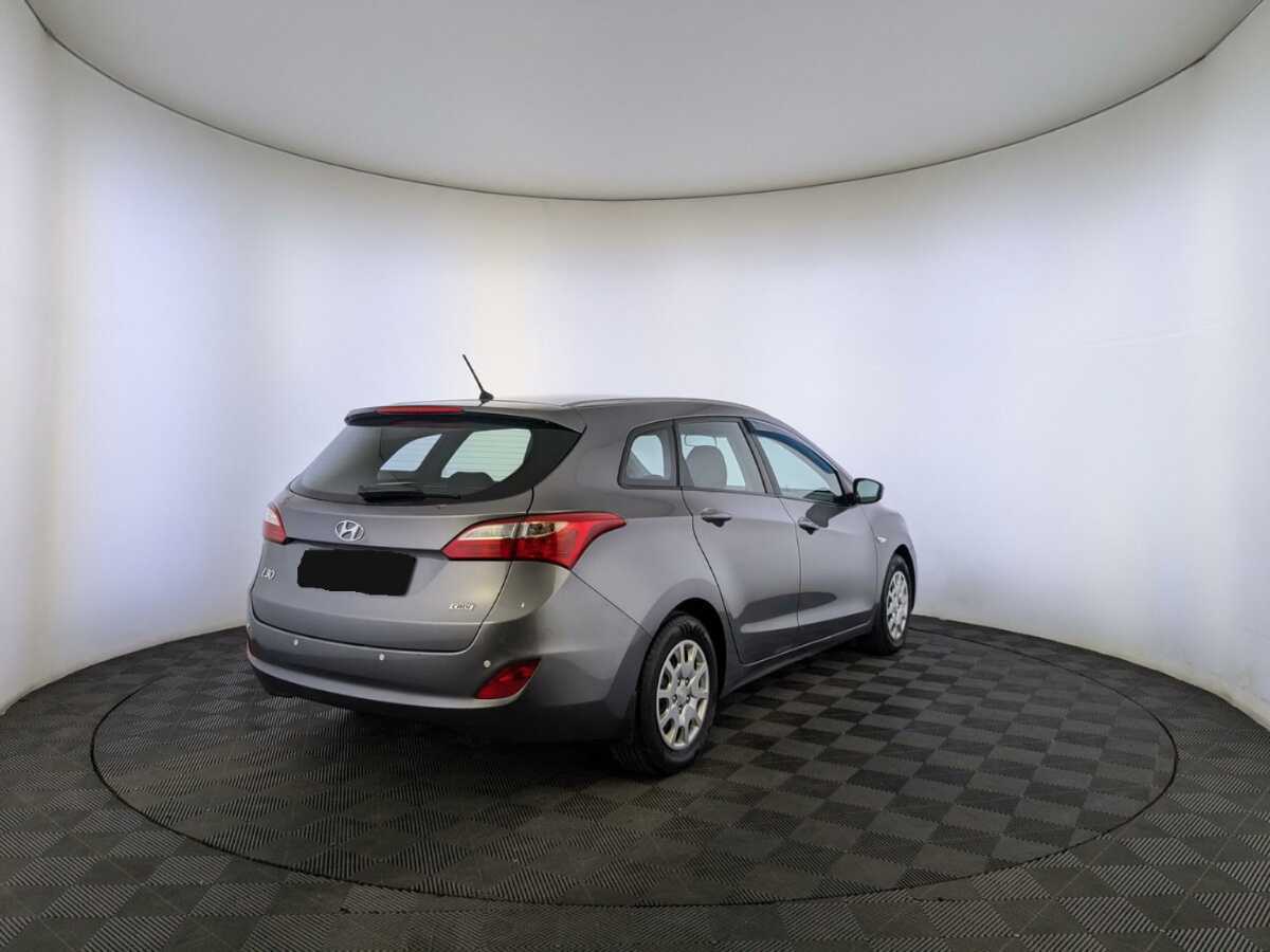 Купить Hyundai i30 с пробегом. Фото: #4