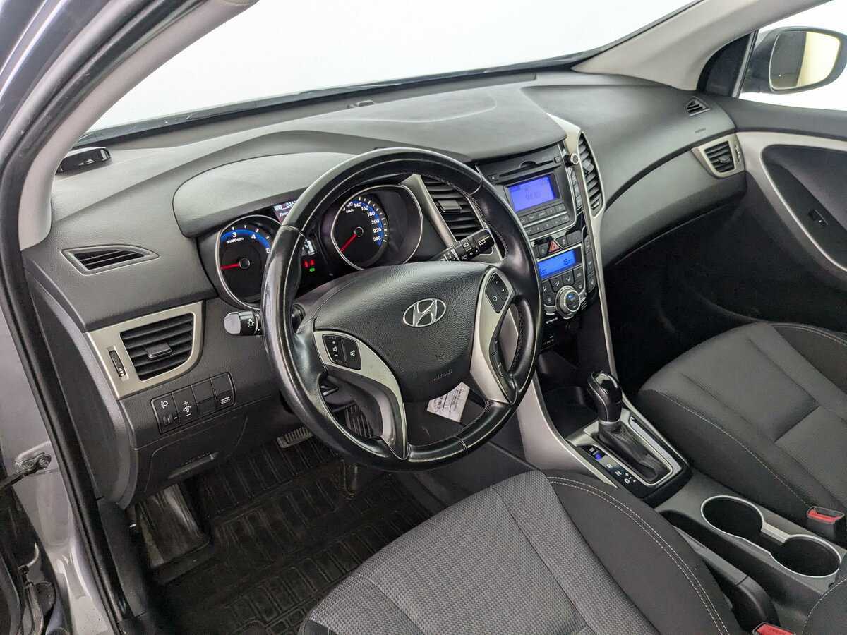 Купить Hyundai i30 с пробегом. Фото: #11