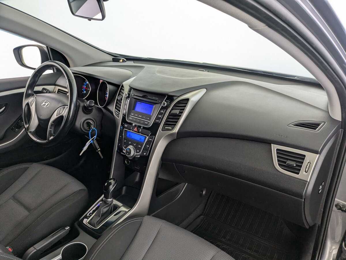 Купить Hyundai i30 с пробегом. Фото: #14