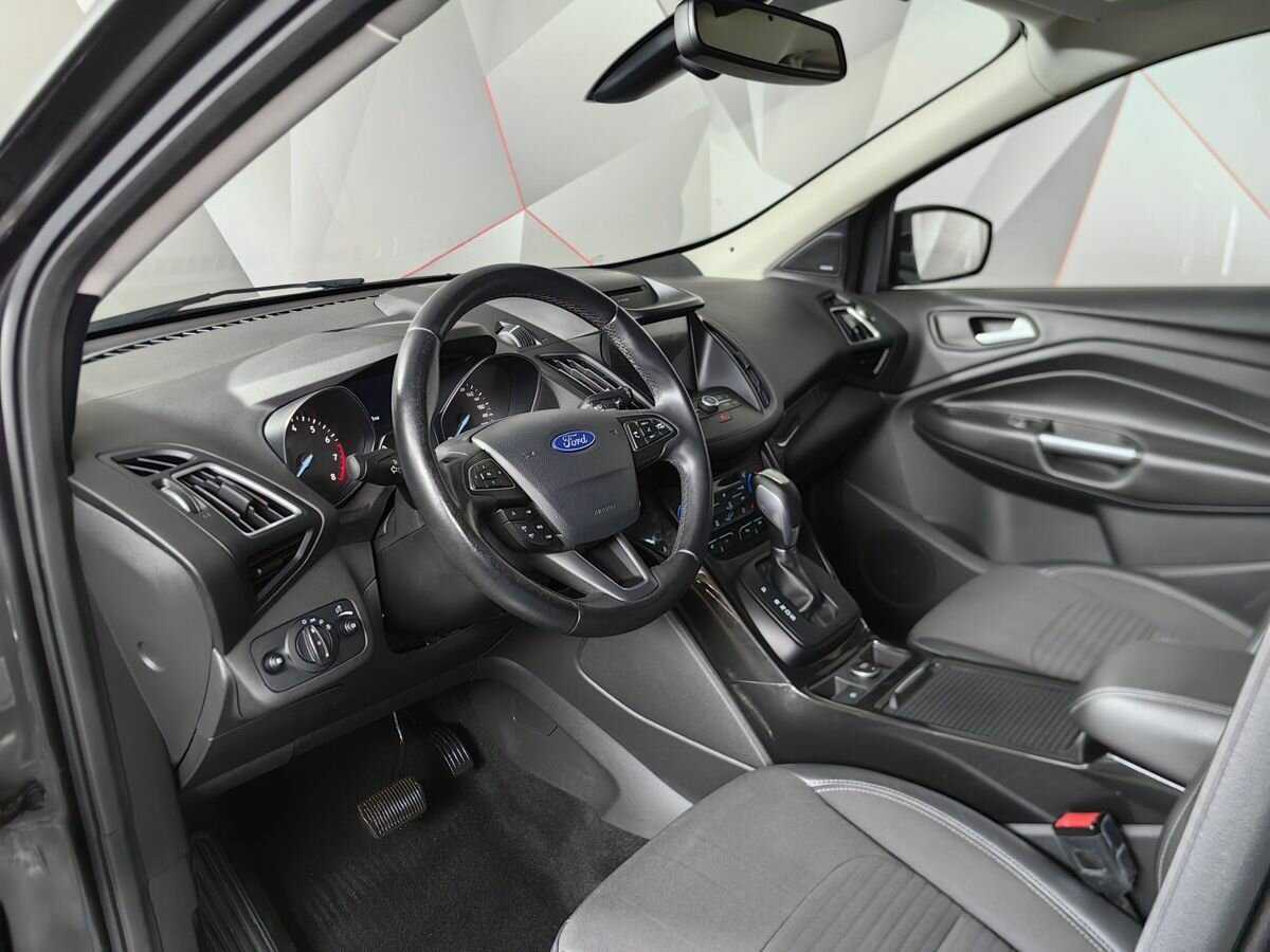 Купить Ford Kuga с пробегом. Фото: #12