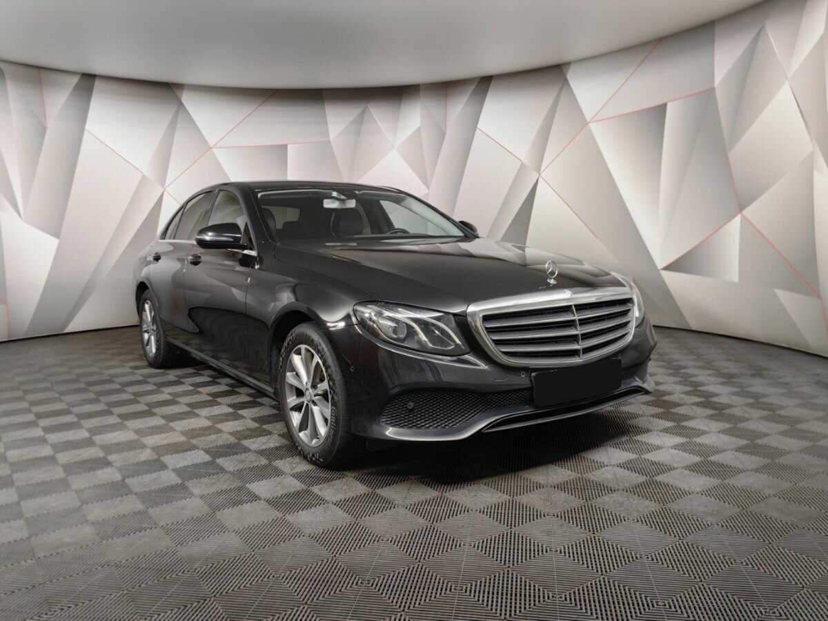 Купить Mercedes-Benz E-Класс с пробегом. Фото: #2