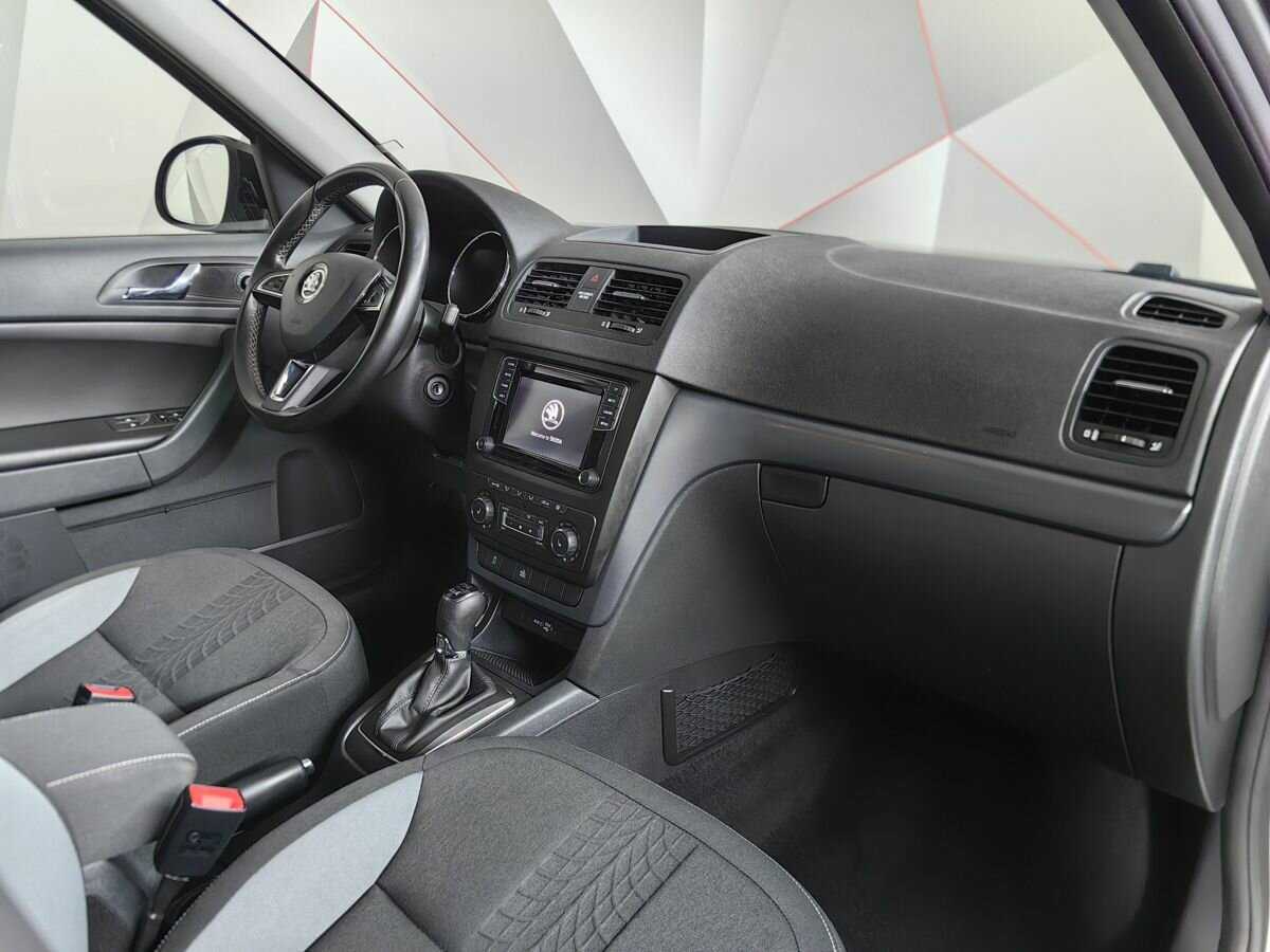 Купить Skoda Yeti с пробегом. Фото: #8