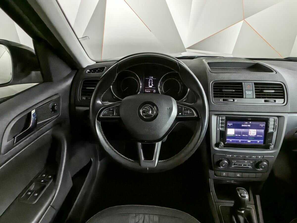 Купить Skoda Yeti с пробегом. Фото: #15