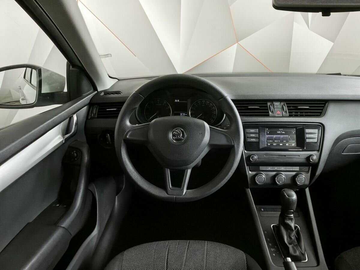 Купить Skoda Octavia с пробегом. Фото: #14