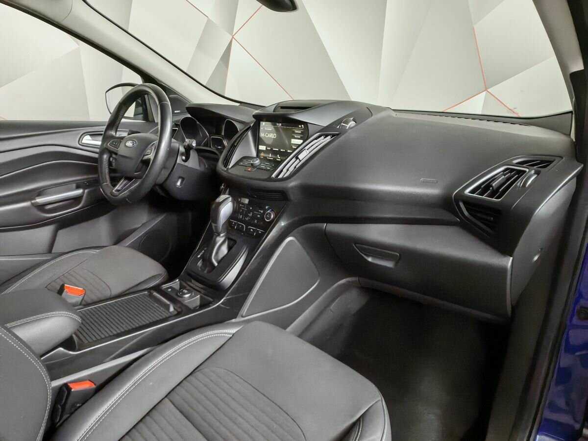 Купить Ford Kuga с пробегом. Фото: #8