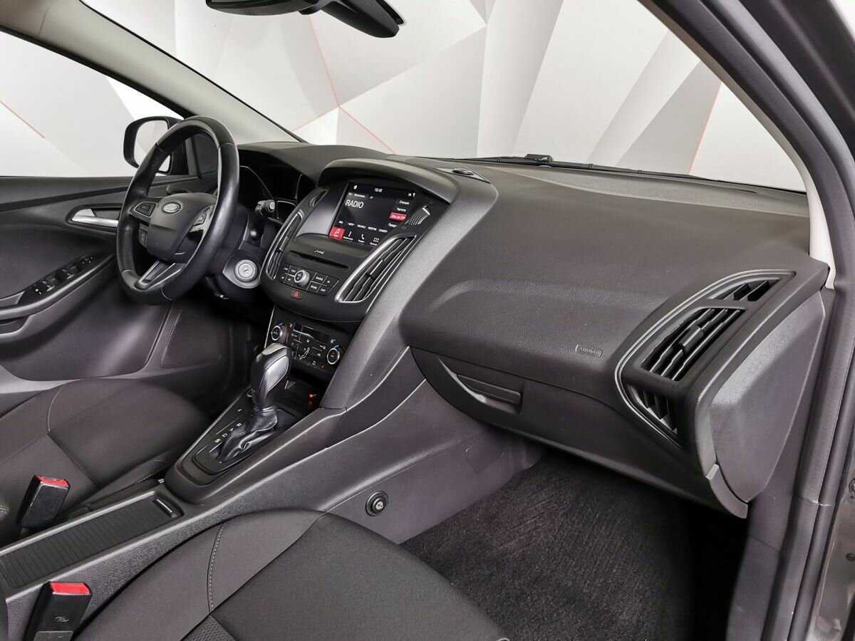 Купить Ford Focus с пробегом. Фото: #8