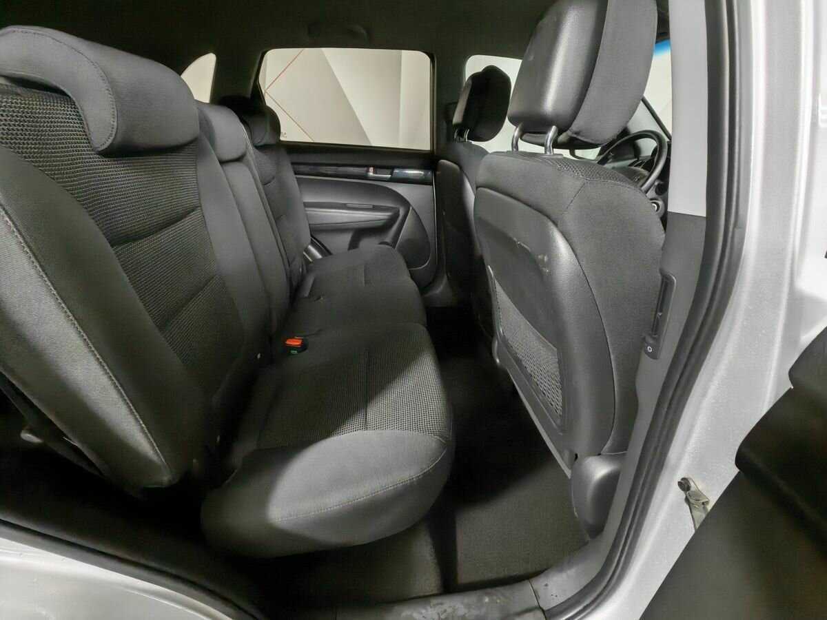 Купить Kia Sorento с пробегом. Фото: #11