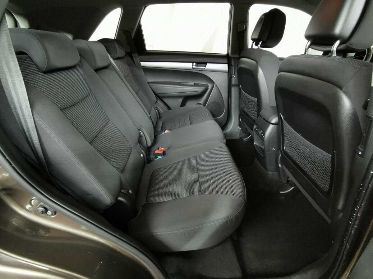 Купить Kia Sorento с пробегом. Фото: #11