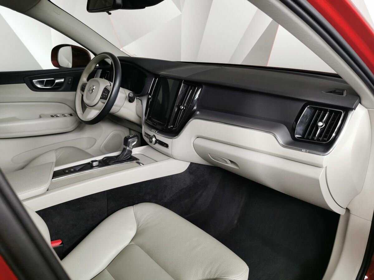 Купить Volvo XC60 с пробегом. Фото: #8
