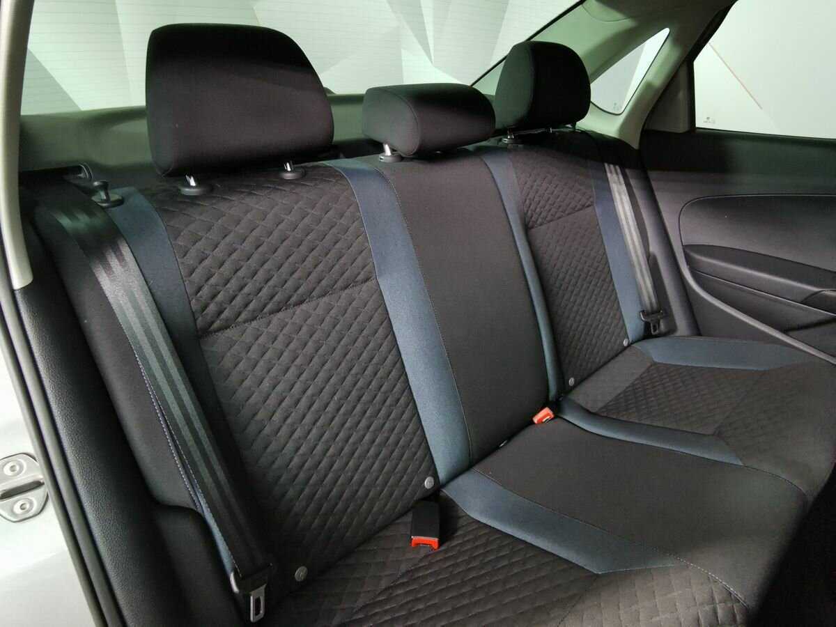 Купить Volkswagen Polo с пробегом. Фото: #12