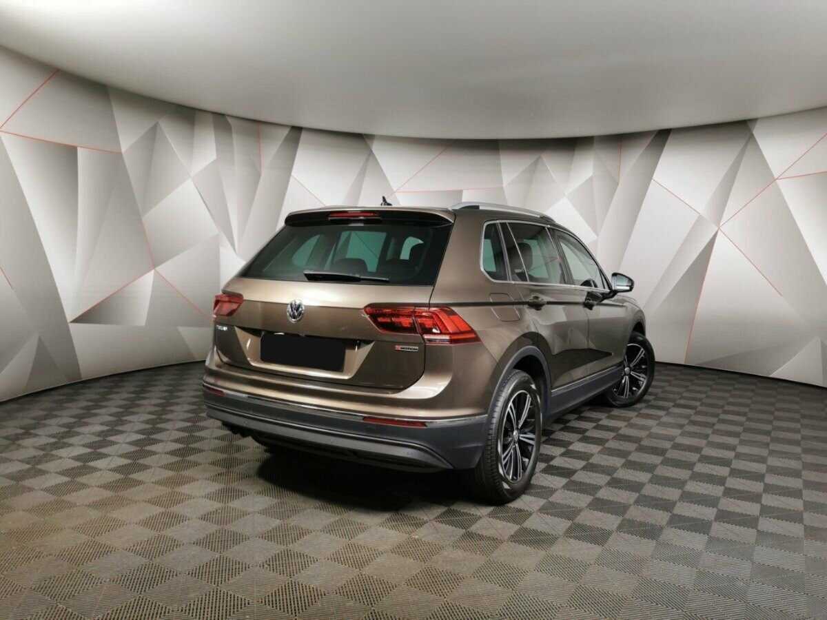 Купить Volkswagen Tiguan с пробегом. Фото: #1