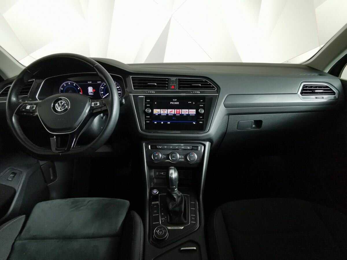 Купить Volkswagen Tiguan с пробегом. Фото: #9