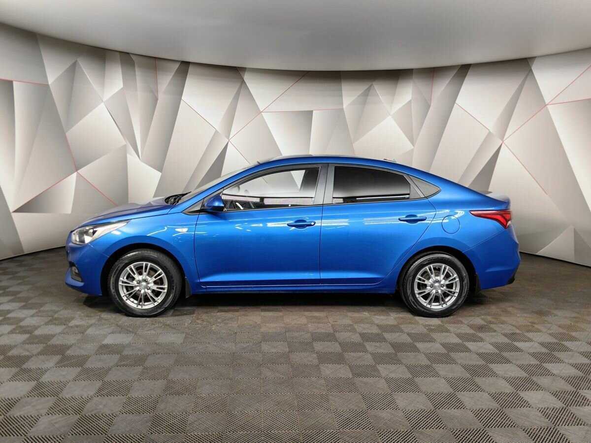 Купить Hyundai Solaris с пробегом. Фото: #4