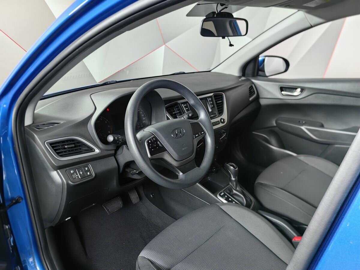 Купить Hyundai Solaris с пробегом. Фото: #13