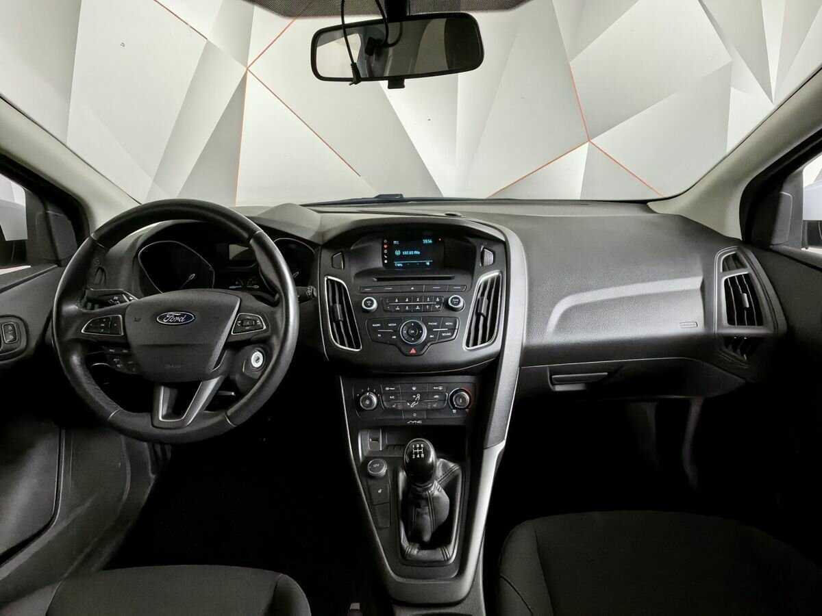 Купить Ford Focus с пробегом. Фото: #9