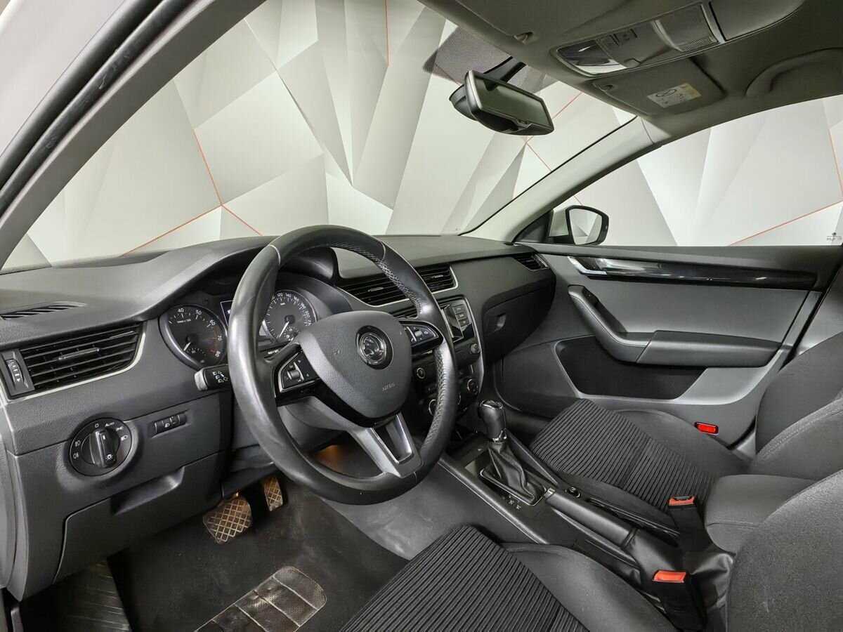 Купить Skoda Octavia с пробегом. Фото: #13