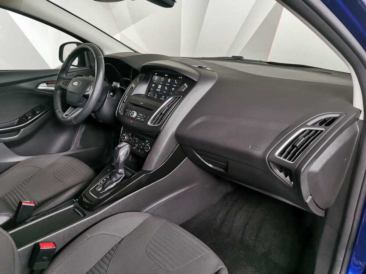 Купить Ford Focus с пробегом. Фото: #8