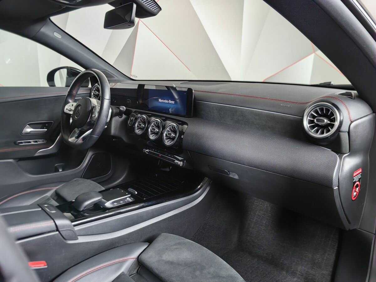 Купить Mercedes-Benz CLA с пробегом. Фото: #8