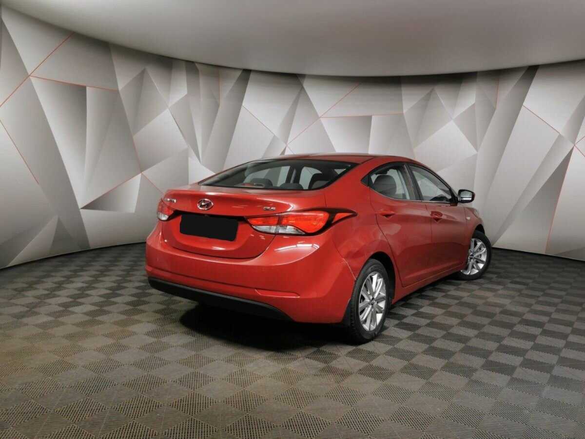 Купить Hyundai Elantra с пробегом. Фото: #1