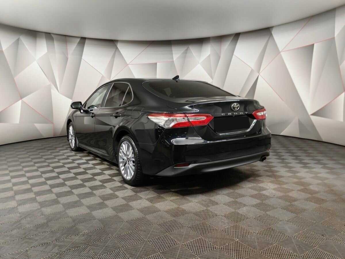 Купить Toyota Camry с пробегом. Фото: #3