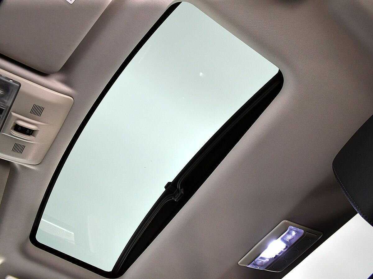 Купить Land Rover Discovery с пробегом. Фото: #13