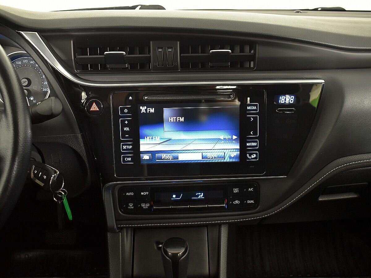 Купить Toyota Corolla с пробегом. Фото: #12