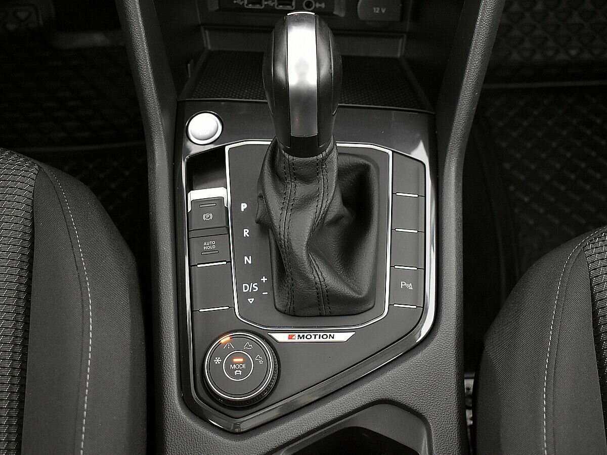 Купить Volkswagen Tiguan с пробегом. Фото: #15