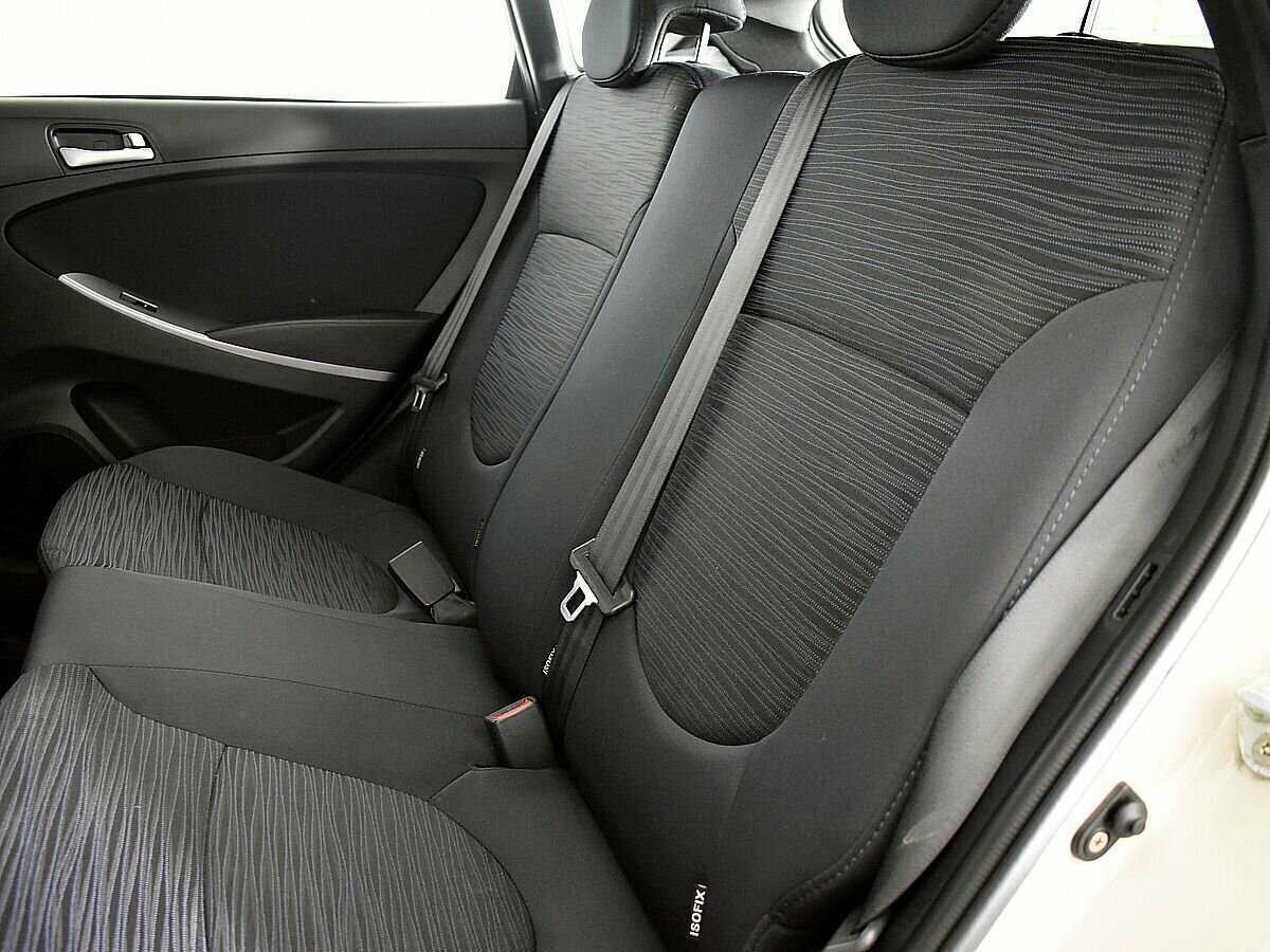 Купить Hyundai Solaris с пробегом. Фото: #8