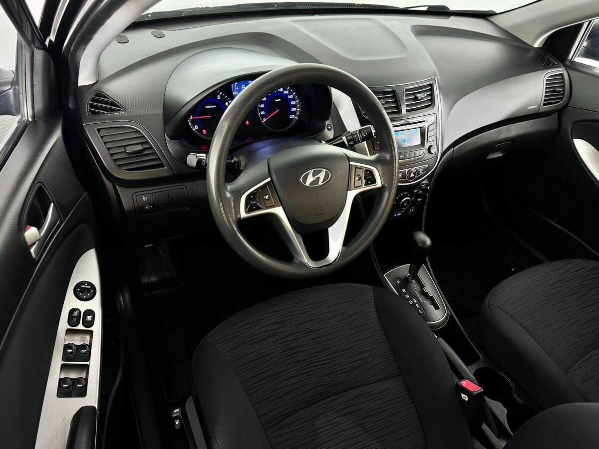 Купить Hyundai Solaris с пробегом. Фото: #6