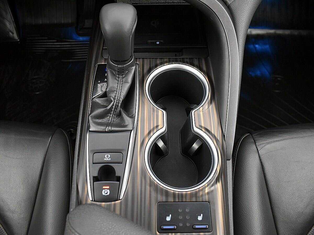 Купить Toyota Camry с пробегом. Фото: #14