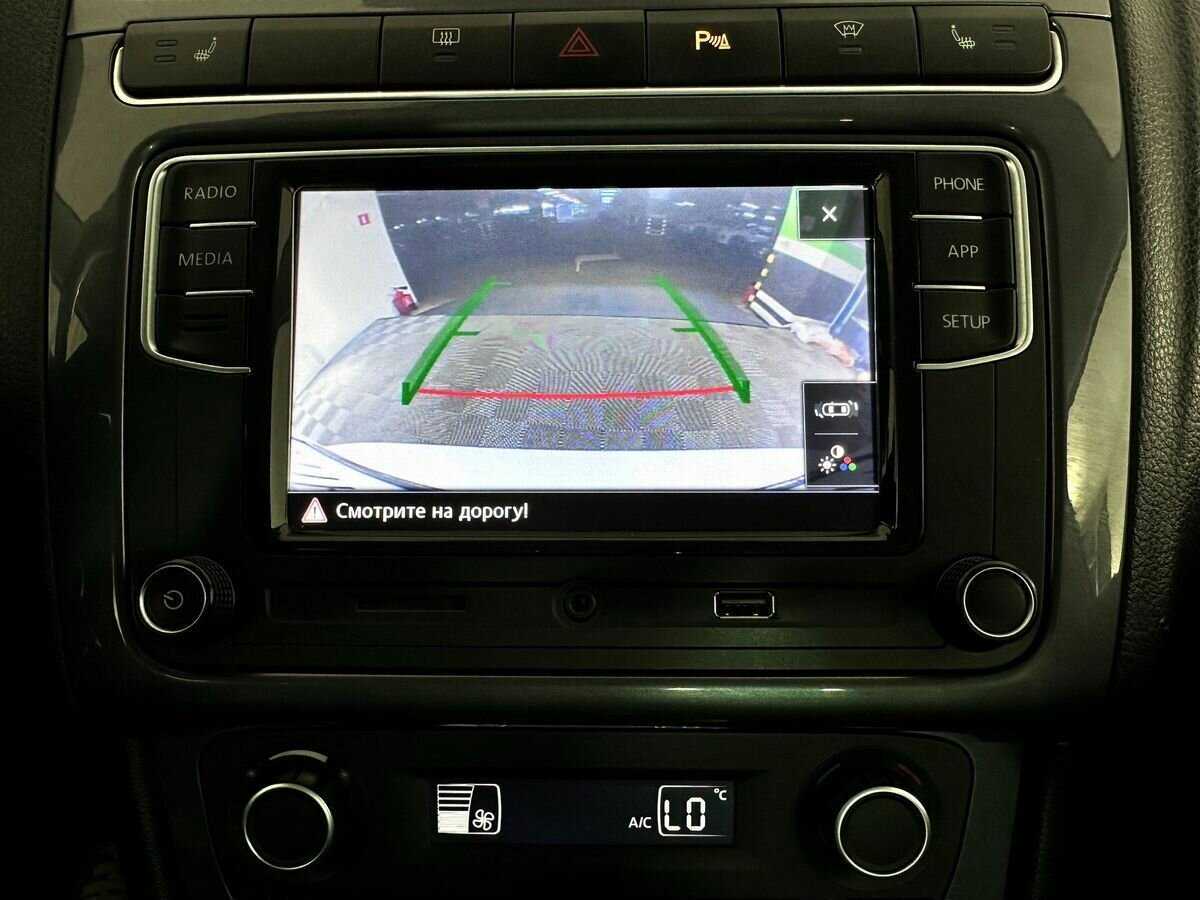 Купить Volkswagen Polo с пробегом. Фото: #11