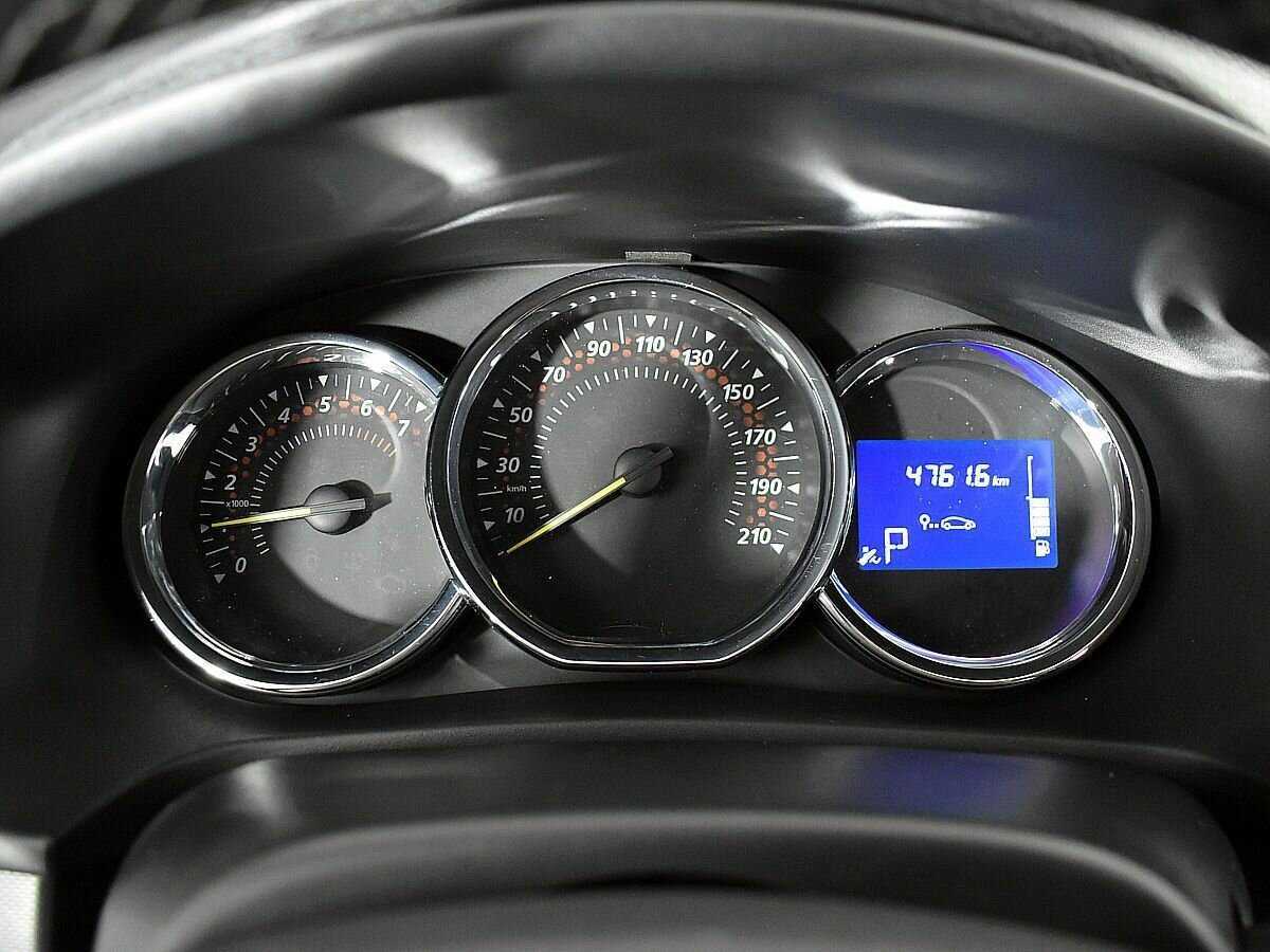 Купить Renault Sandero с пробегом. Фото: #11