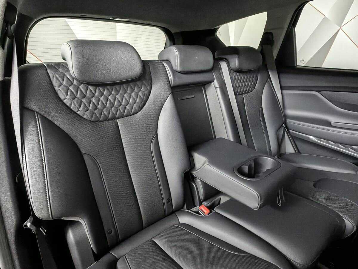 Купить Hyundai Santa Fe с пробегом. Фото: #12