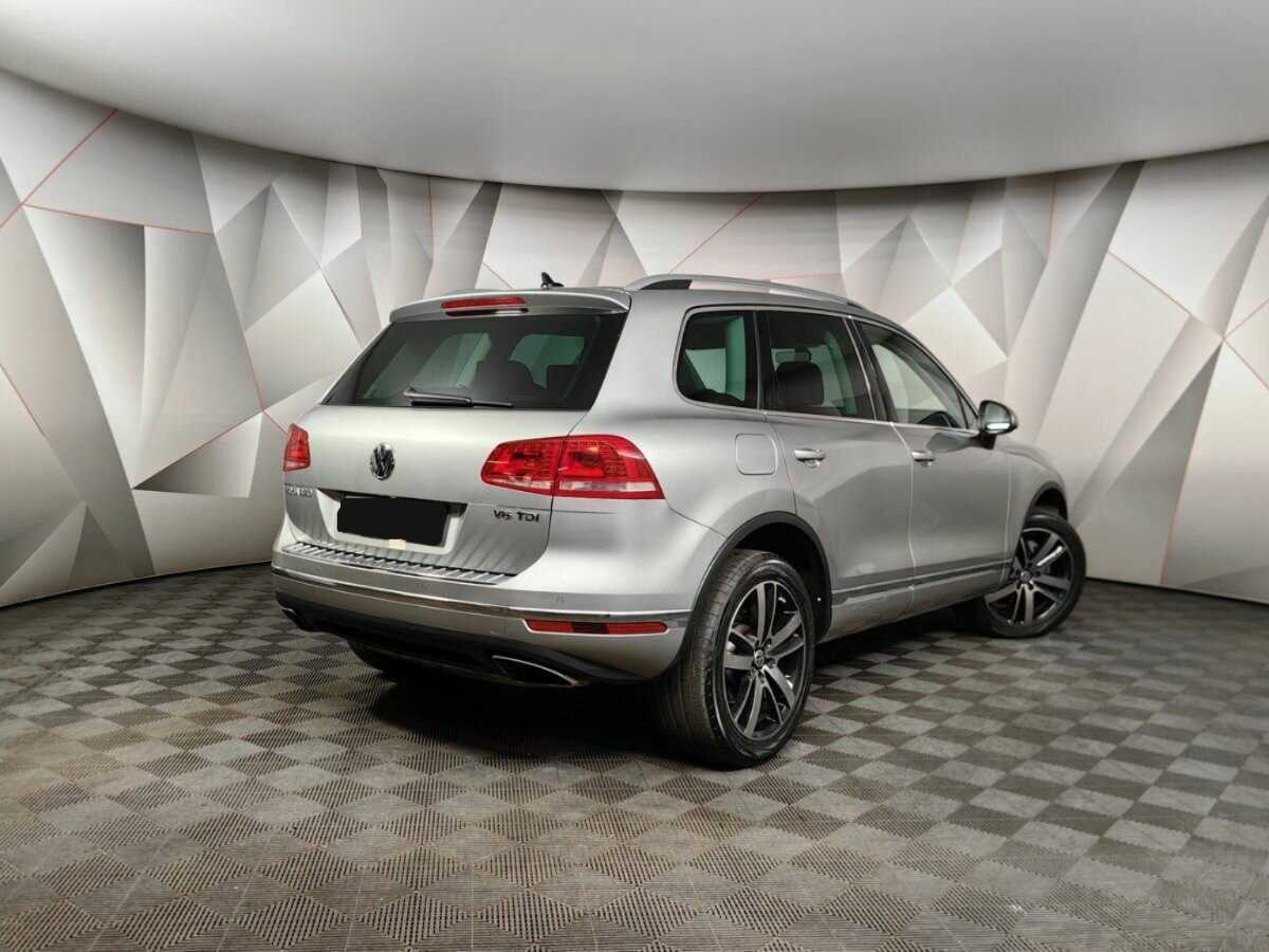 Купить Volkswagen Touareg с пробегом. Фото: #1