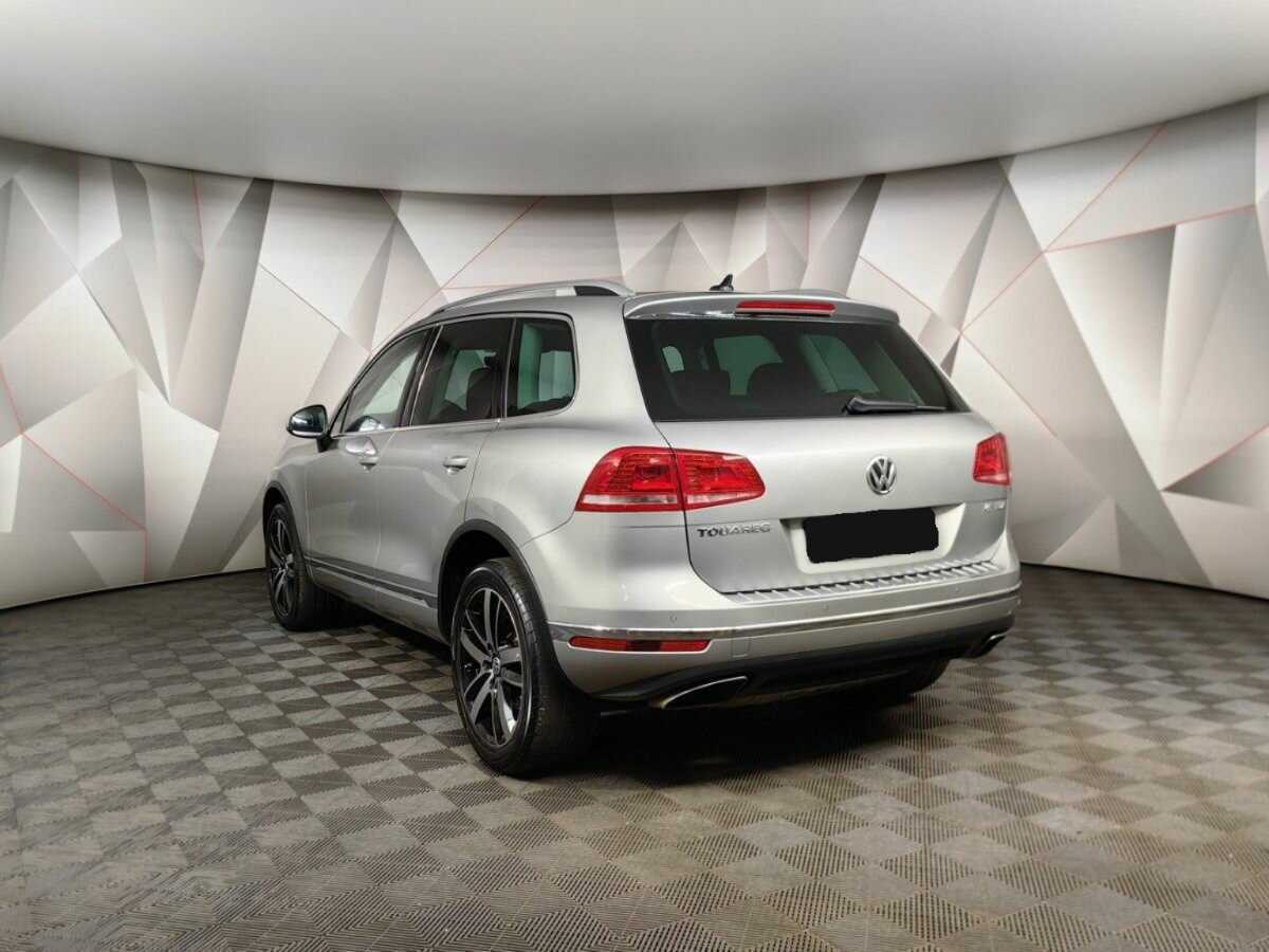 Купить Volkswagen Touareg с пробегом. Фото: #3