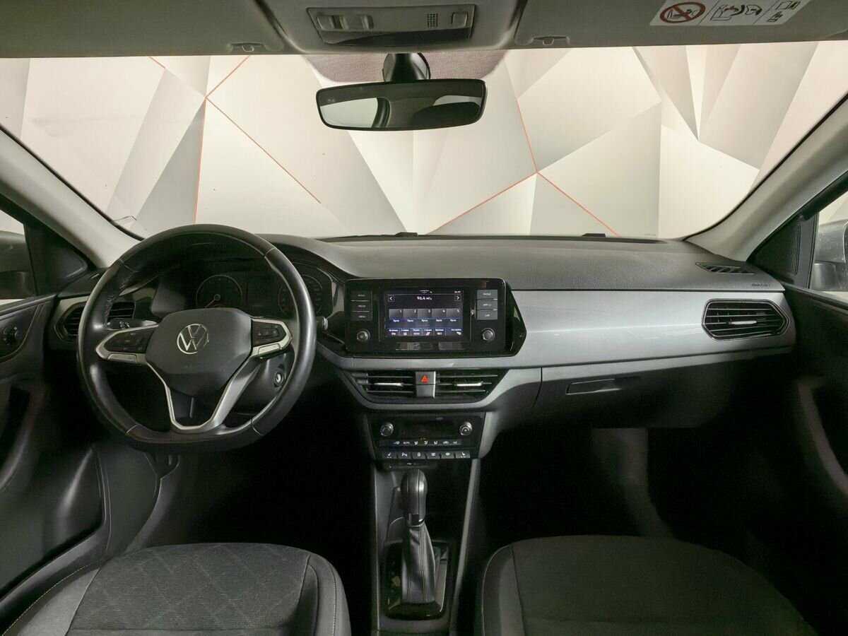 Купить Volkswagen Polo с пробегом. Фото: #9