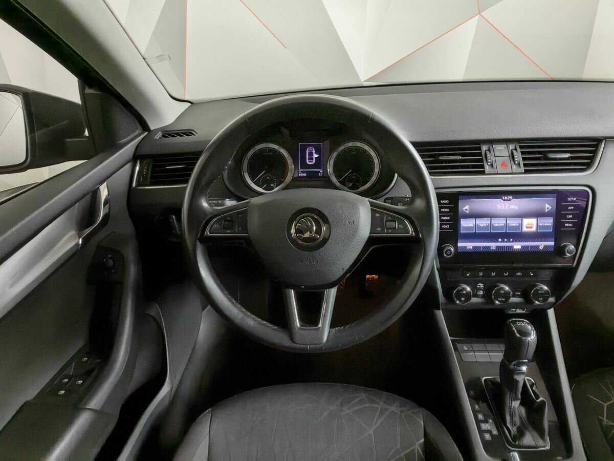 Купить Skoda Octavia с пробегом. Фото: #14