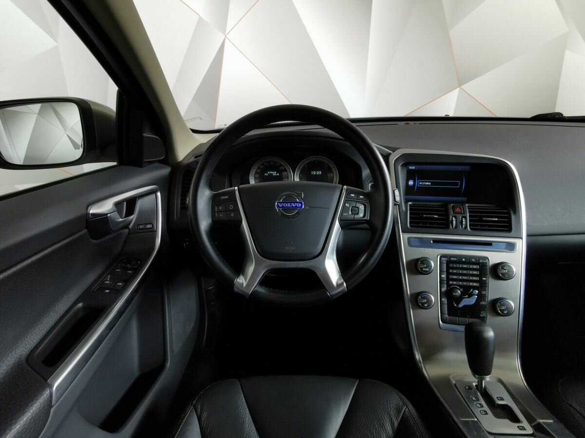 Купить Volvo XC60 с пробегом. Фото: #14