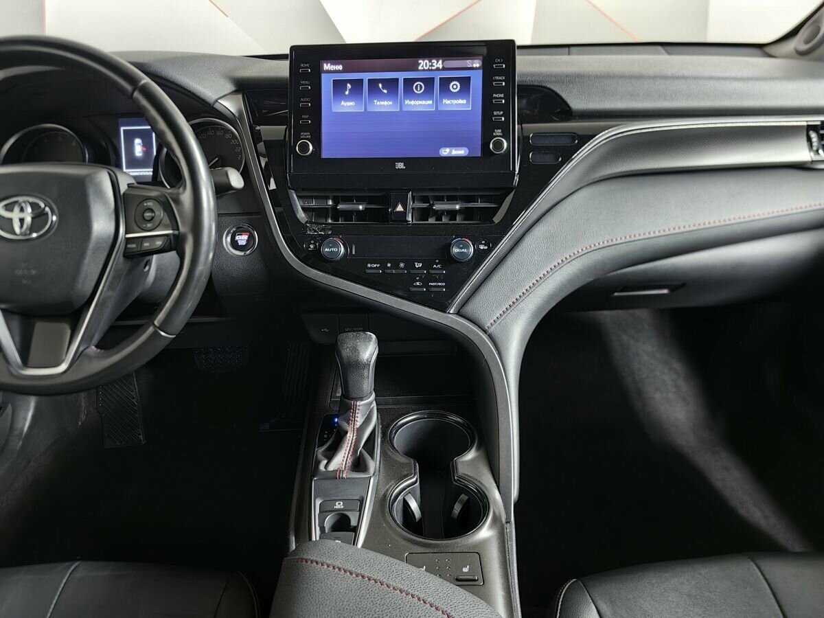 Купить Toyota Camry с пробегом. Фото: #10