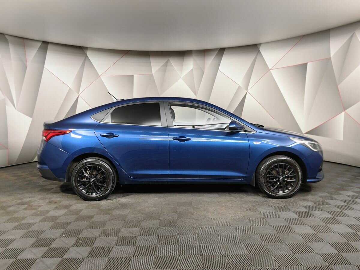 Купить Hyundai Solaris с пробегом. Фото: #4