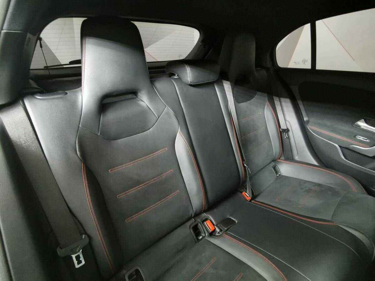 Купить Mercedes-Benz A-Класс с пробегом. Фото: #12