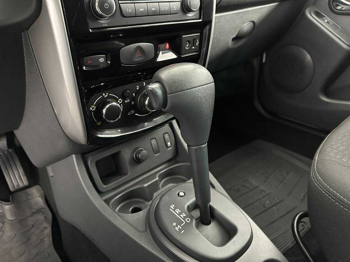 Купить Nissan Terrano с пробегом. Фото: #12