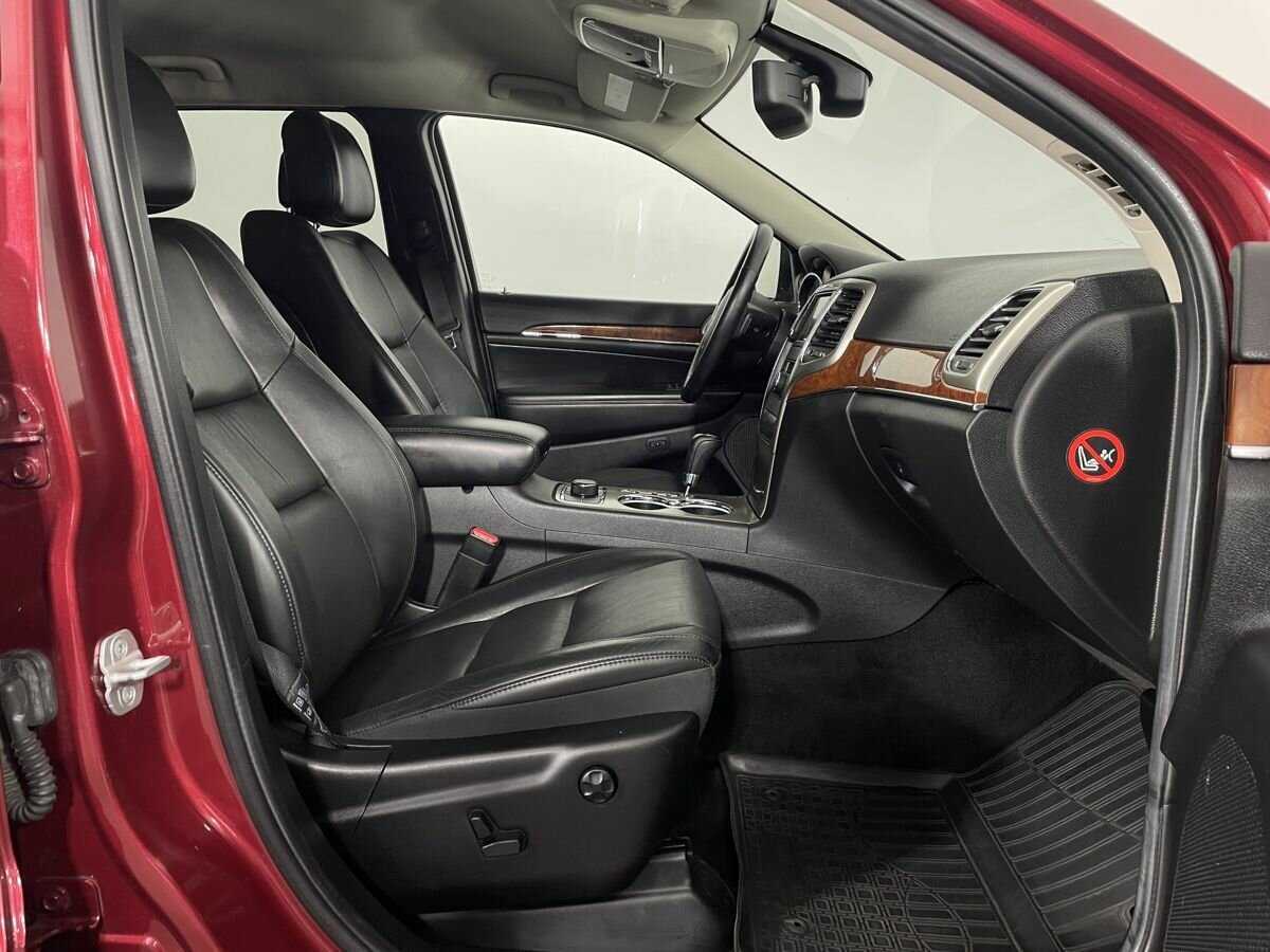 Купить Jeep Grand Cherokee с пробегом. Фото: #13