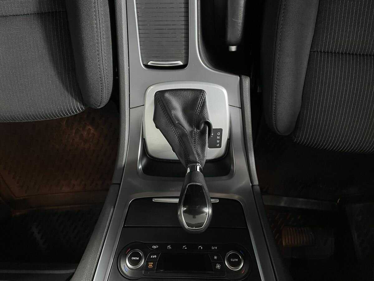 Купить Ford Mondeo с пробегом. Фото: #12