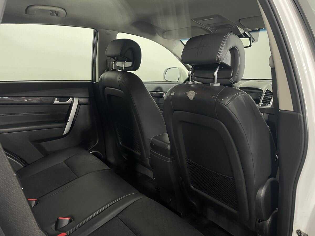 Купить Chevrolet Captiva с пробегом. Фото: #15