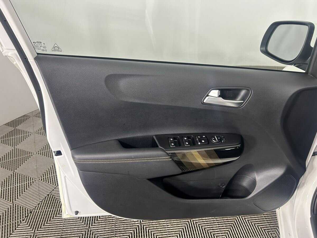 Купить Kia Picanto с пробегом. Фото: #7
