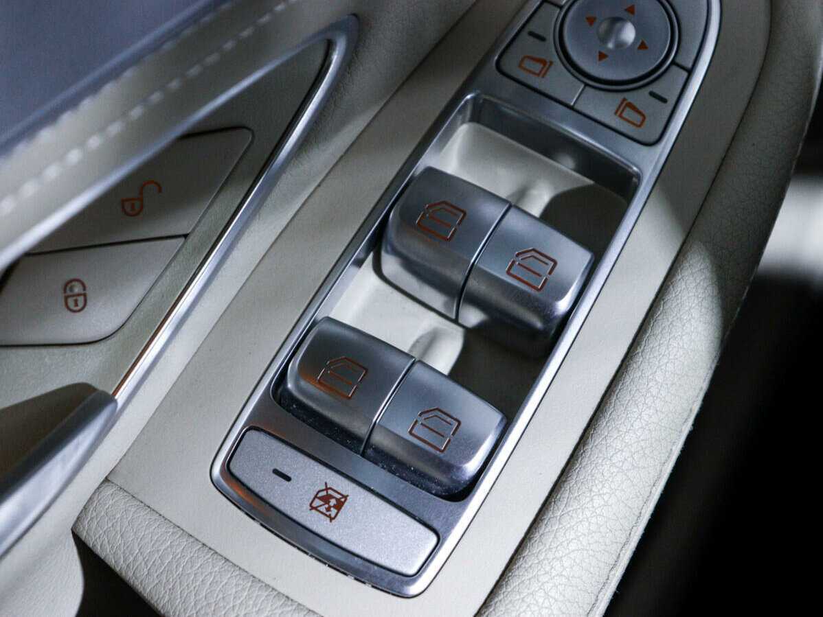 Купить Mercedes-Benz C-Класс с пробегом. Фото: #15