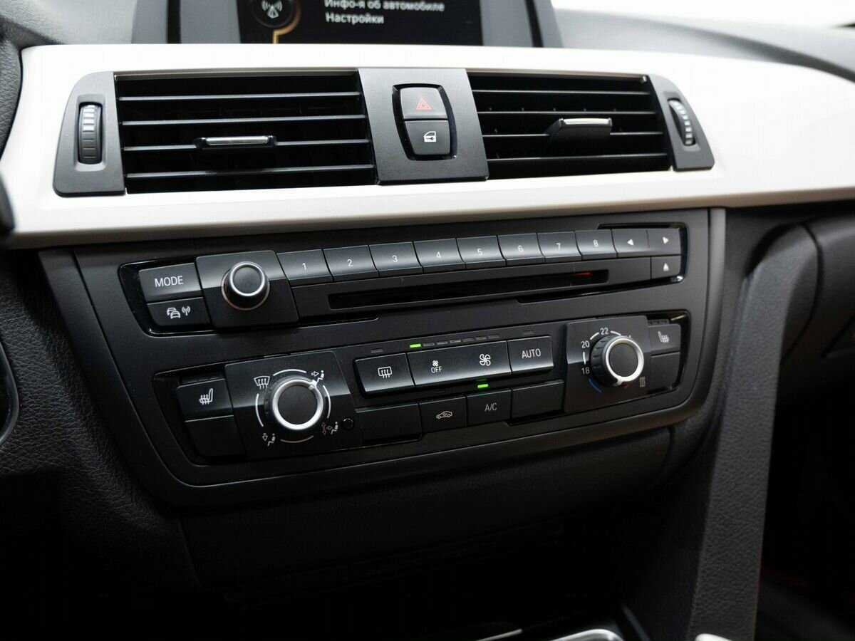 Купить BMW 3 серии с пробегом. Фото: #18